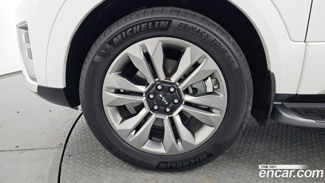 Kia Mohave Diesel 3.0 4WD 5-Seater, 2023