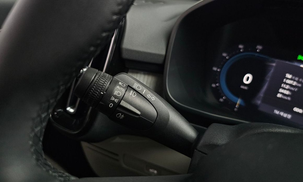 Volvo XC40 B4 Ultimate Bright, 2024