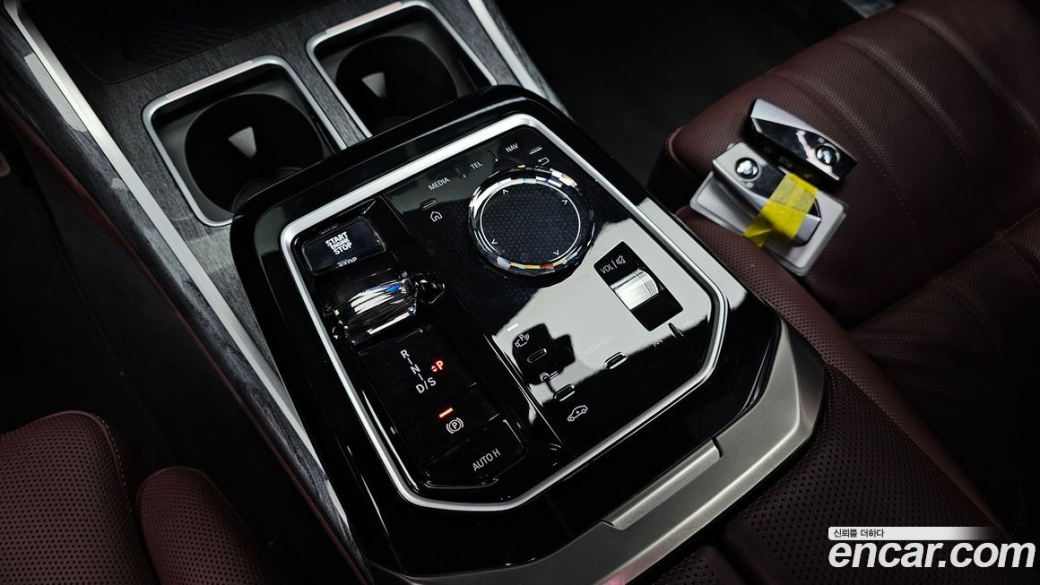 BMW 7-Series 740i sDrive M Sport, 2023
