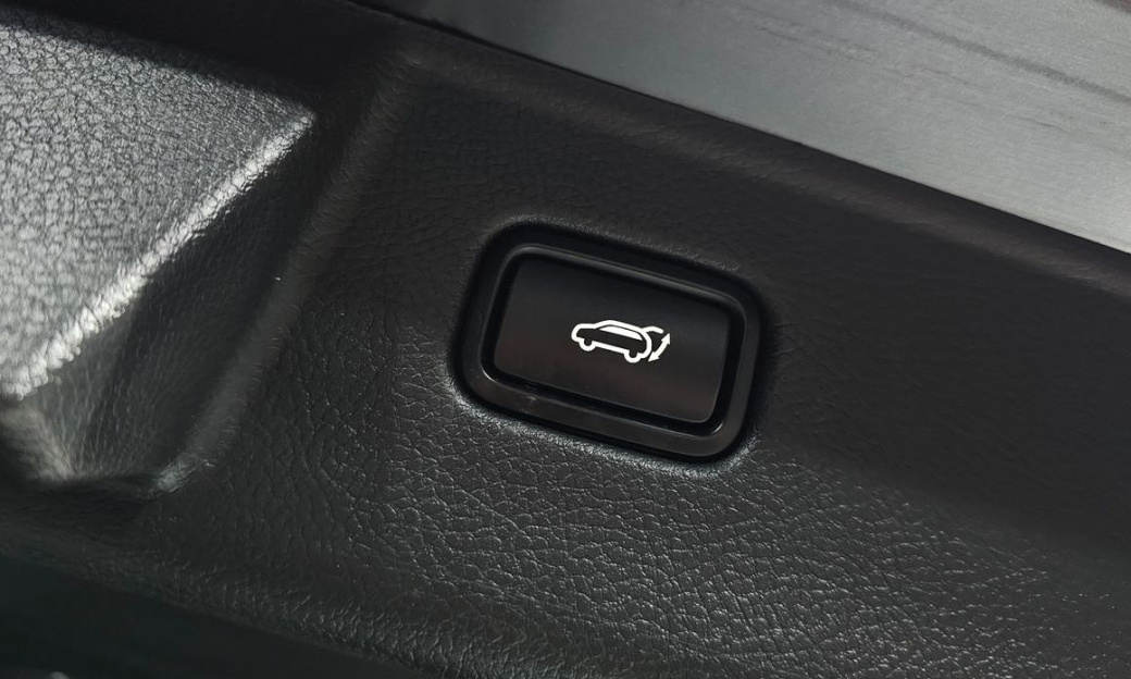 Kia Mohave Diesel 3.0 4WD 7-Seater, 2021