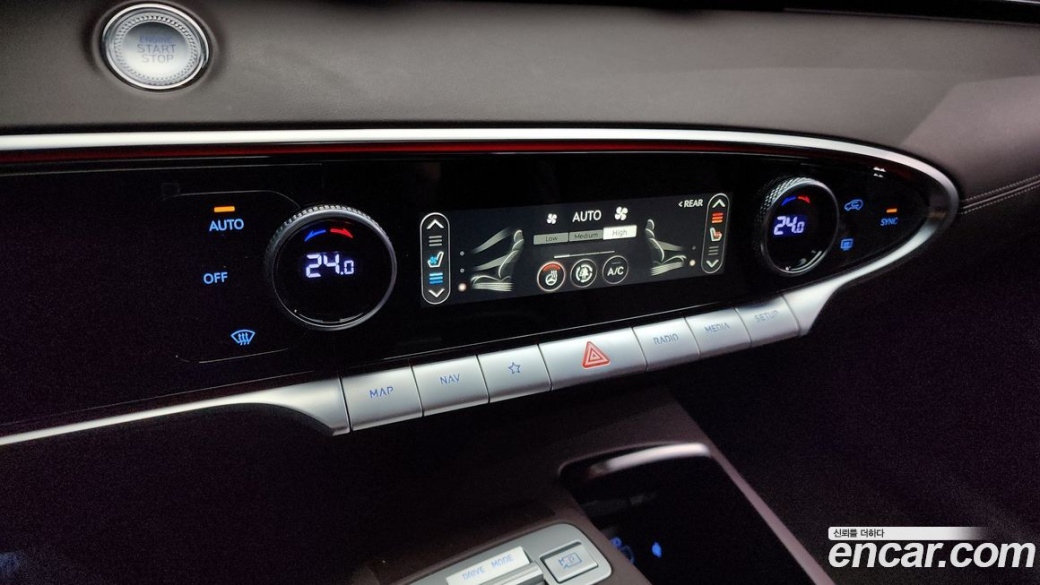 Genesis GV70 2.5T Gasoline 2WD, 2021