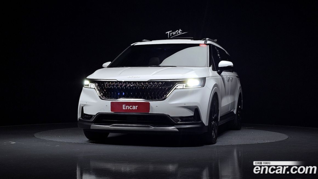 Kia Carnival 9-Seater Signature, 2022