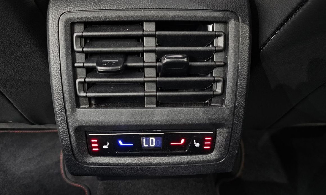 Volkswagen Golf 2.0 GTI, 2024