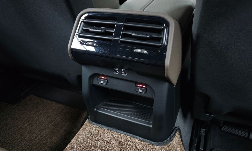 BMW 5-Series 523d M Sport, 2024