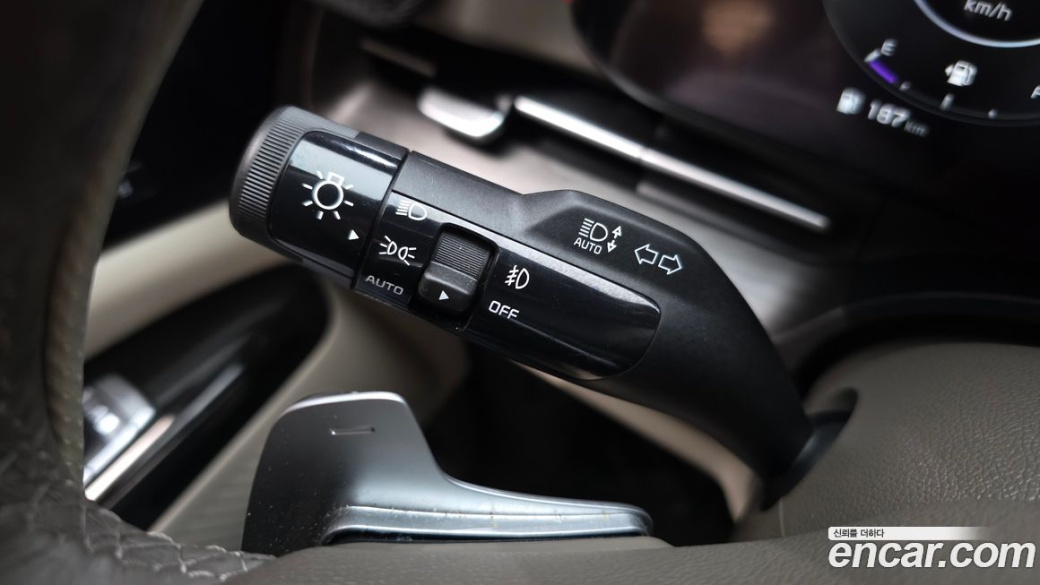 Kia Carnival 7-Seater Signature, 2023