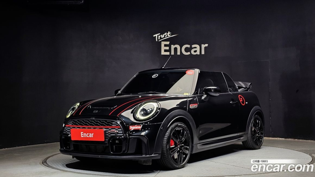 Mini Cooper Convertible JCW, 2023