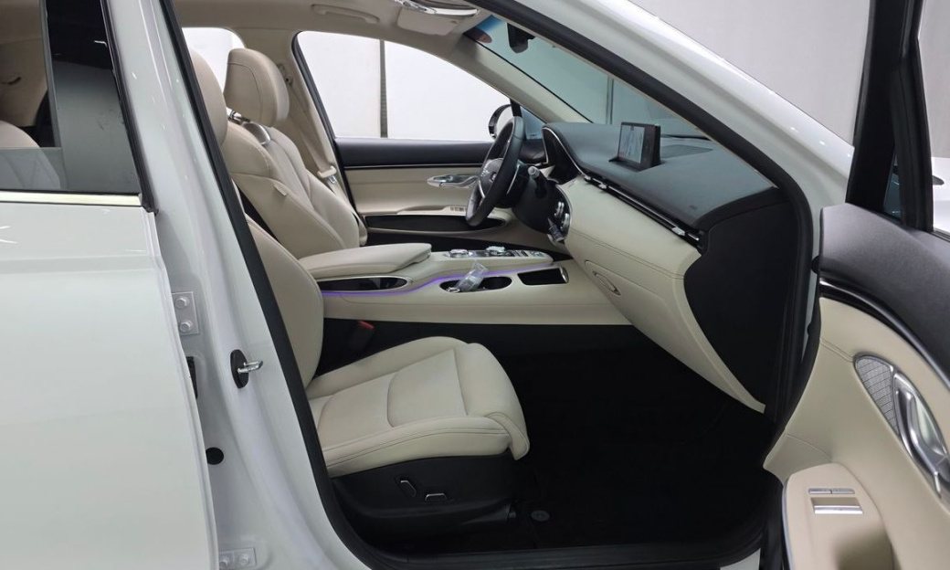 Genesis GV70 2.5T Gasoline 2WD, 2022