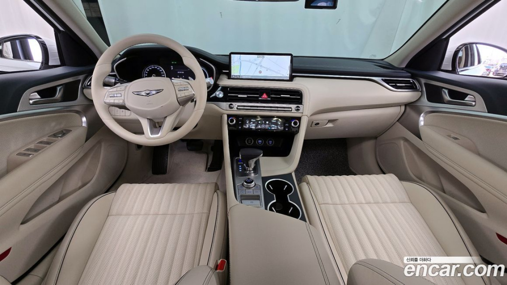 Genesis G70 Gasoline 2.5T 2WD, 2025