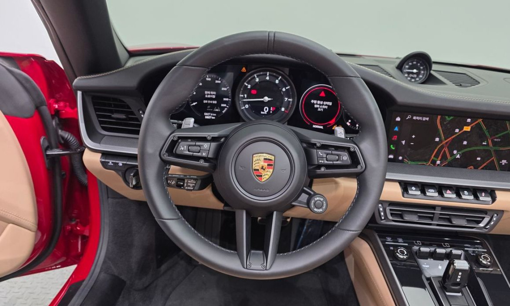 Porsche 911 Carrera 4S Cabriolet, 2024