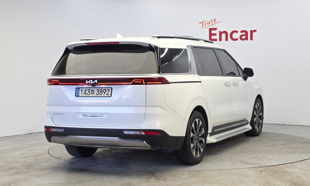 Kia Carnival 9-Seater Noblesse, 2023