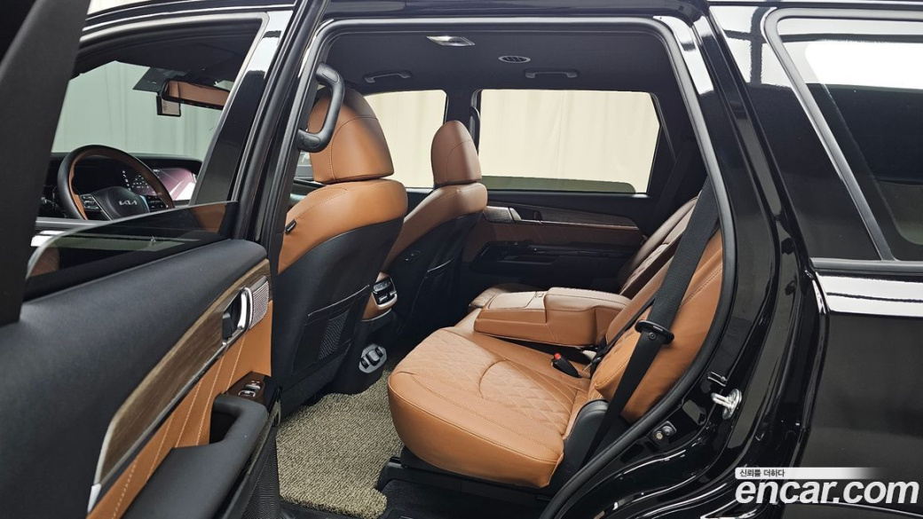 Kia Mohave Diesel 3.0 4WD 7-Seater, 2022
