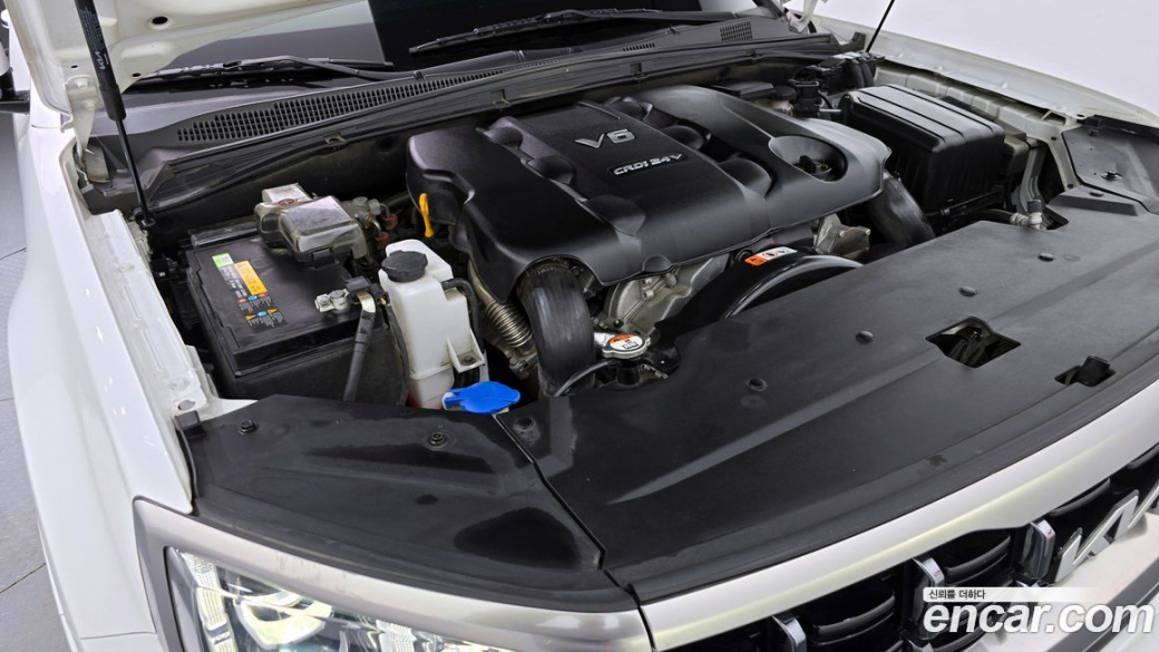 Kia Mohave Diesel 3.0 4WD 7-Seater, 2022