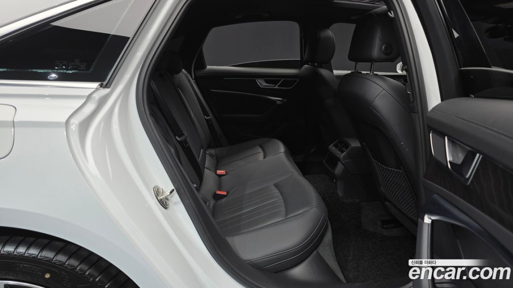Audi A6 40 TDI Premium, 2022