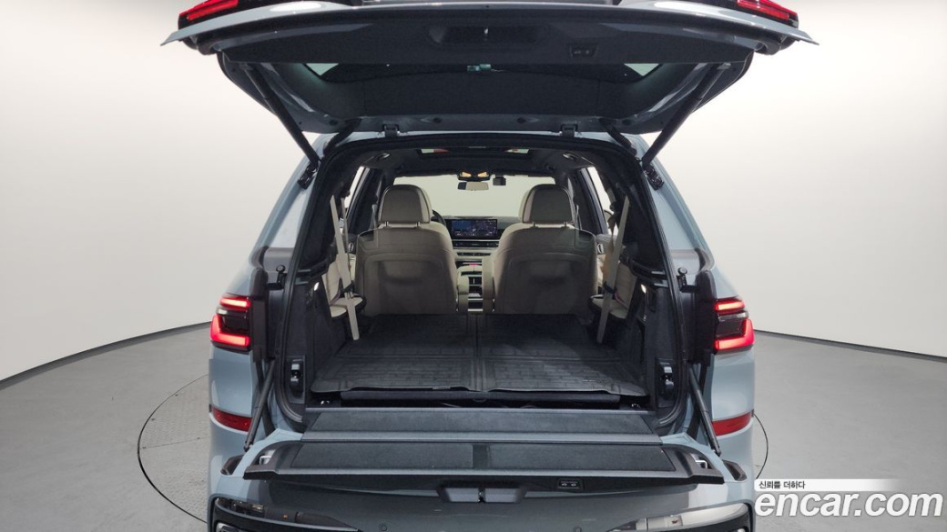 BMW X7 xDrive 40i M Sport 6STR, 2024