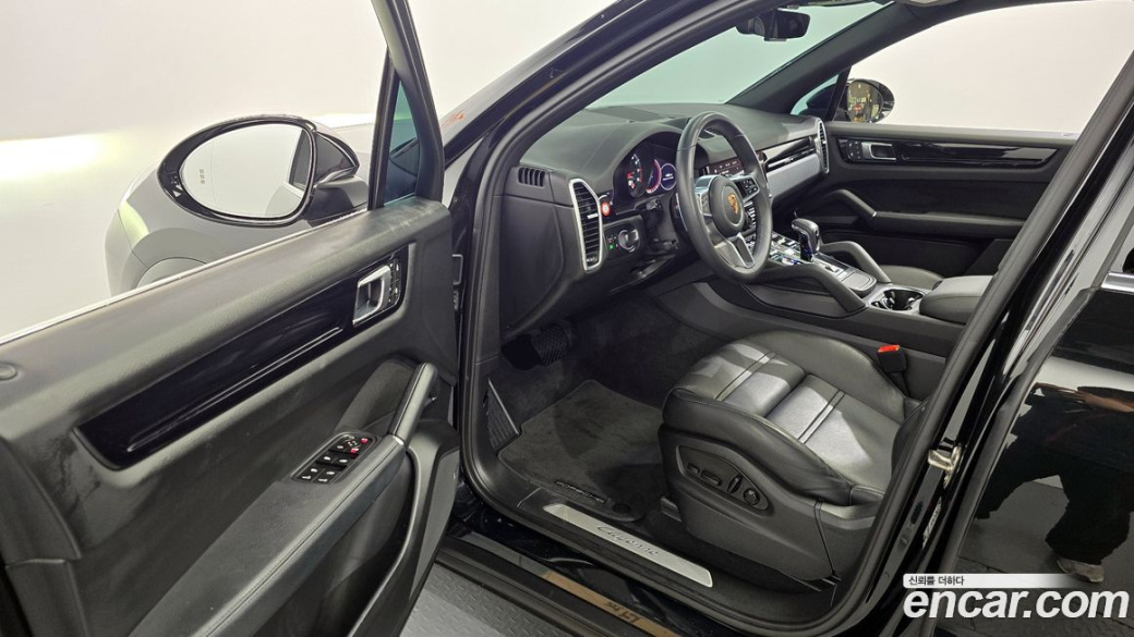 Porsche Cayenne 3.0, 2023