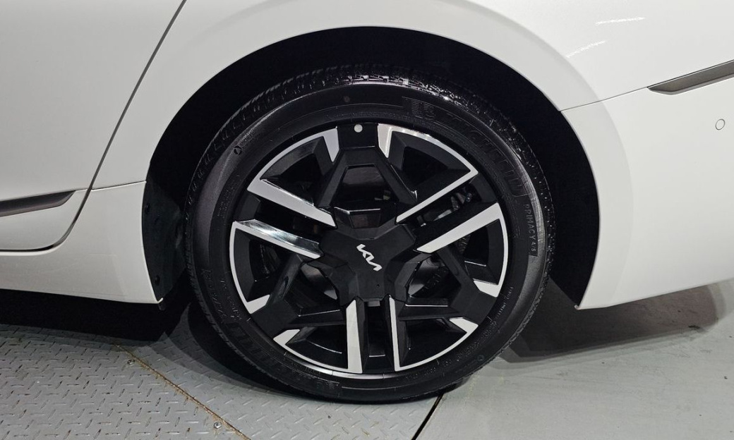 Kia K8 2.5 Gasoline 2WD, 2025