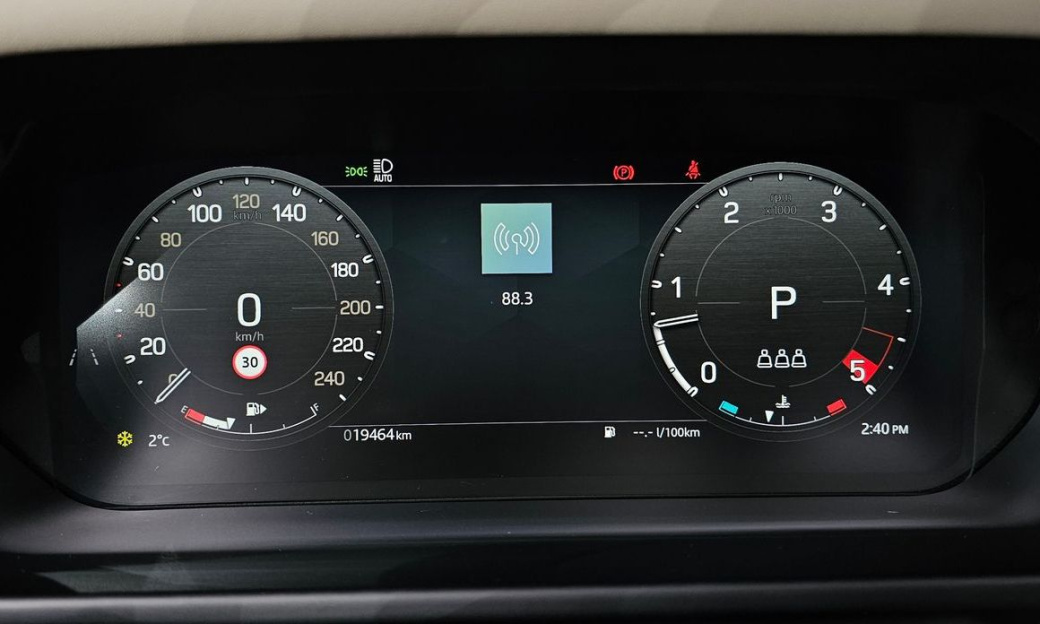 Land Rover Defender 110 D250 SE, 2024