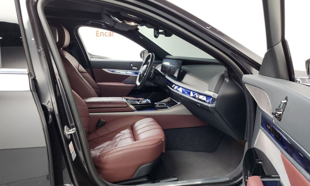 BMW 7-Series 740i sDrive Design Pure Excellence, 2023