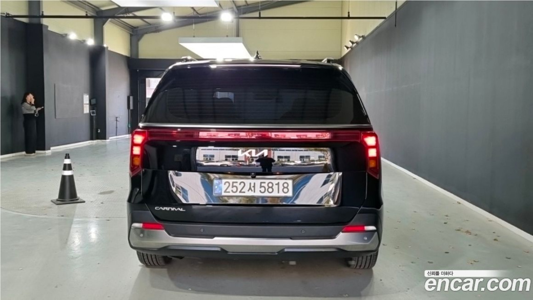 Kia Carnival 9-Seater Noblesse, 2025