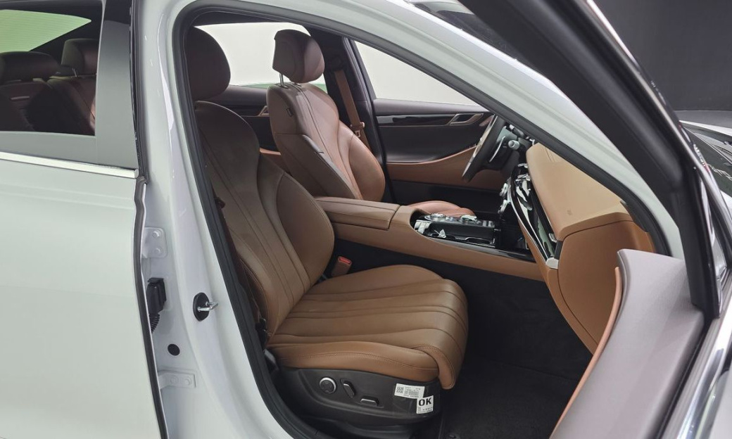 Genesis G80 Gasoline 2.5 Turbo 2WD, 2024