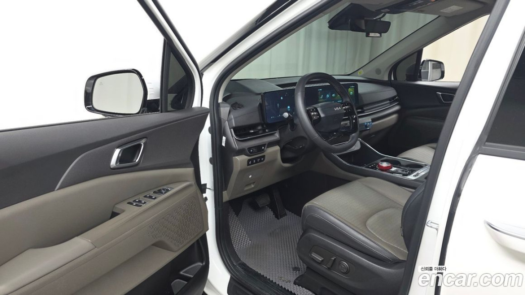 Kia Carnival 7-Seater Noblesse, 2025