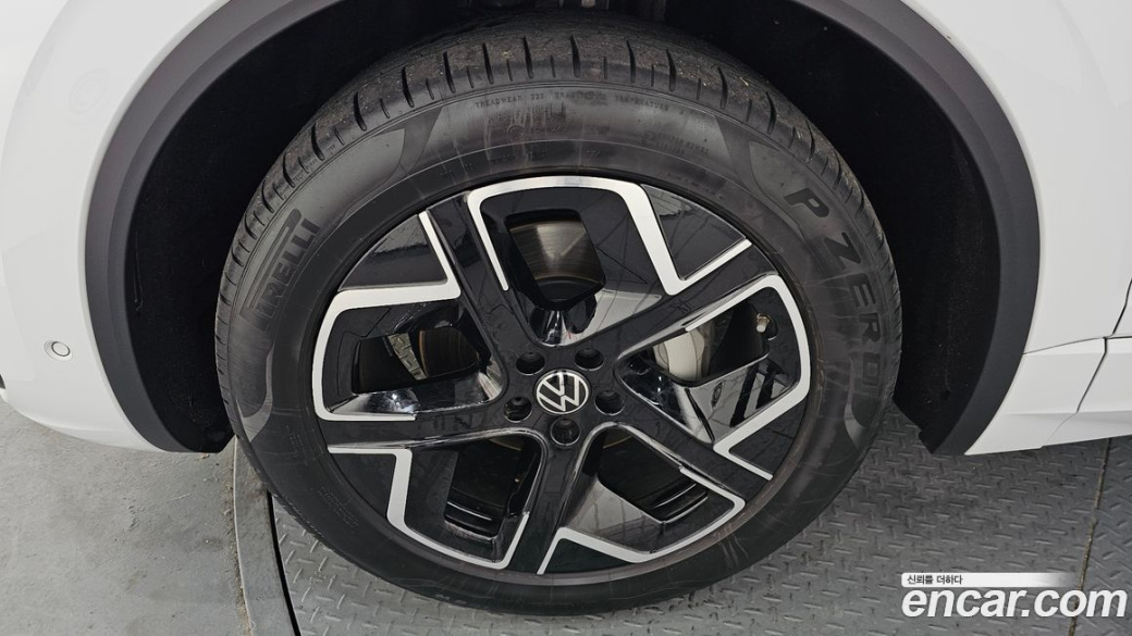 Volkswagen Touareg 3.0 TDI Prestige, 2024