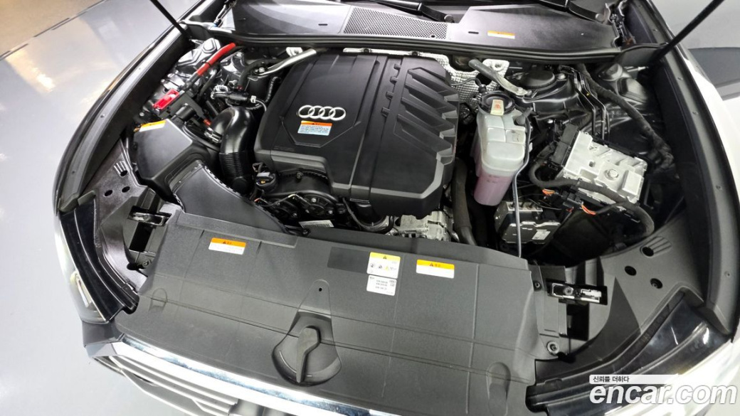 Audi A6 45 TFSI, 2023