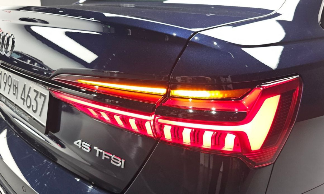 Audi A6 45 TFSI Premium, 2025