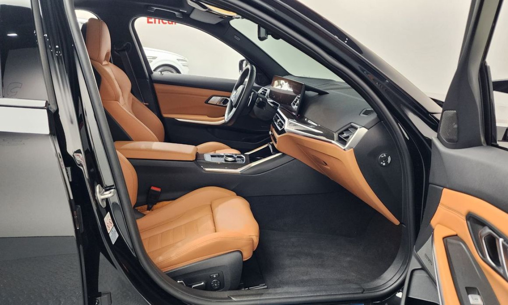 BMW 3-Series M340i Pro, 2024