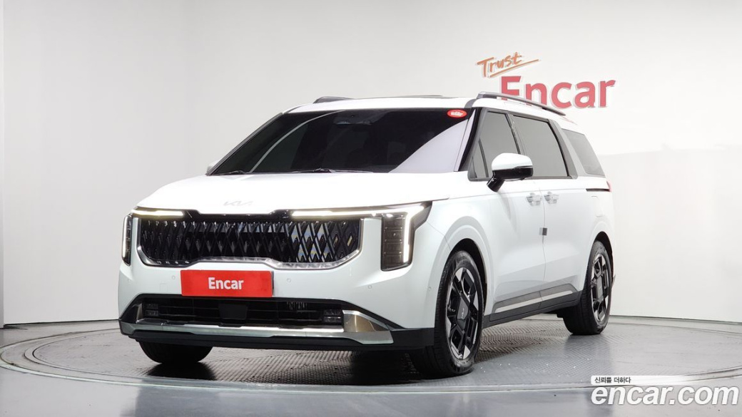 Kia Carnival 9-Seater Signature, 2025