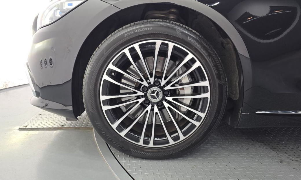Mercedes-Benz S-Class S350 d, 2022