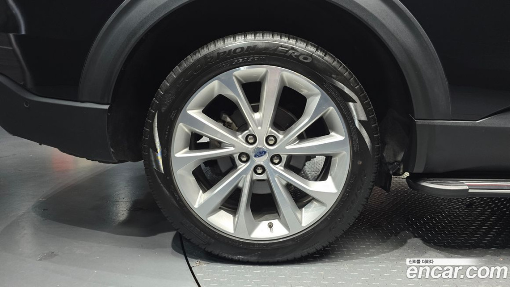 Ford Explorer 3.0 Platinum 4WD, 2022