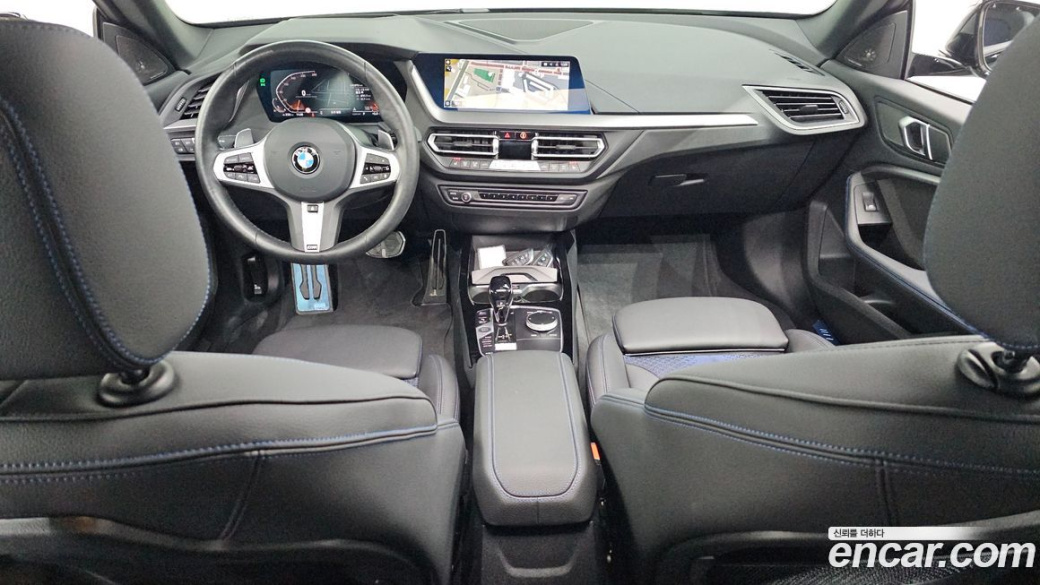 BMW 2-Series 220i M Sports, 2024