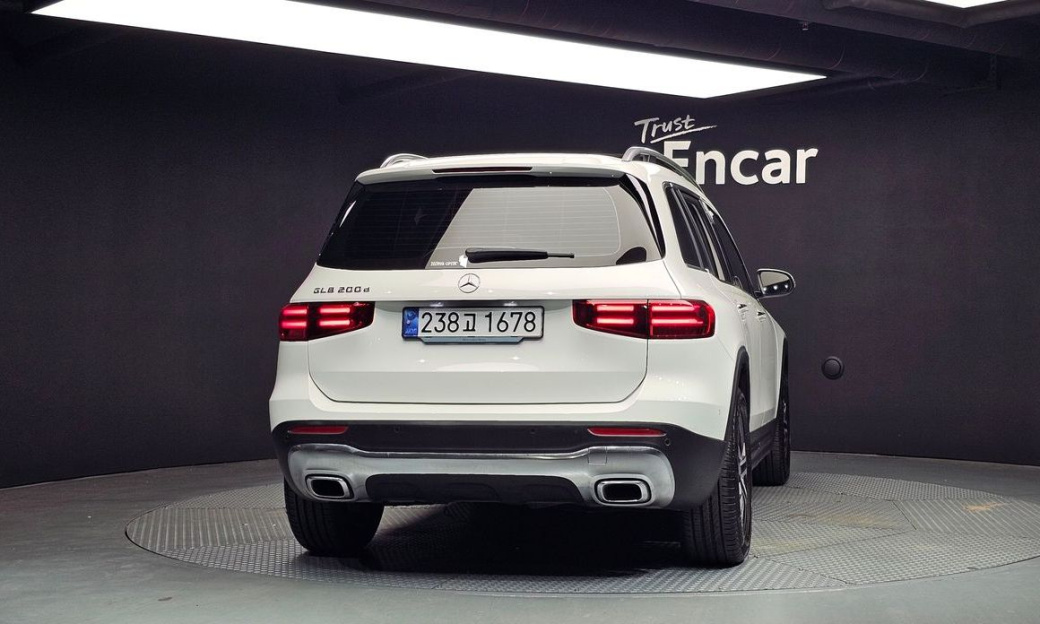 Mercedes-Benz GLB-Class GLB200 d, 2024