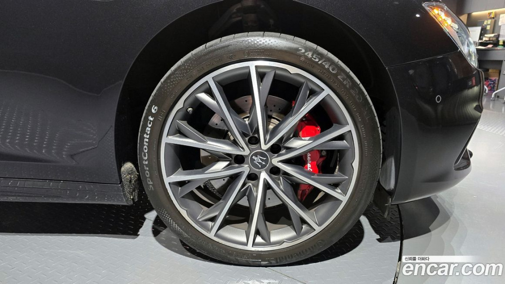 Maserati Ghibli 3.0 Modena, 2022
