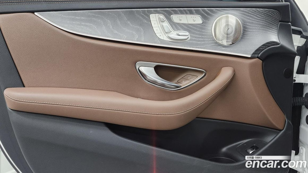 Mercedes-Benz E-Class E350 4MATIC Exclusive, 2023