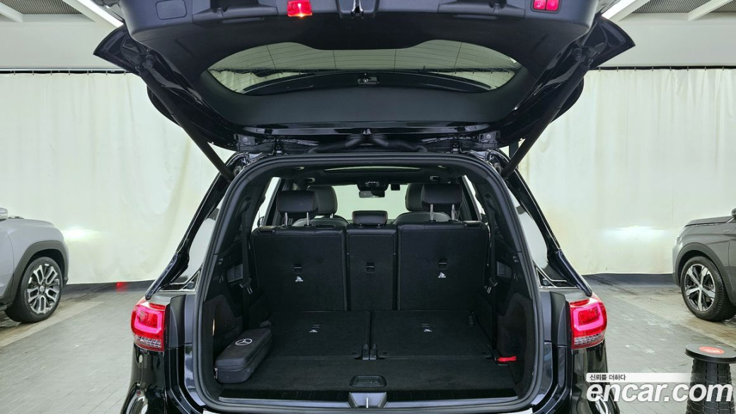 Mercedes-Benz GLB-Class GLB250 4MATIC, 2023