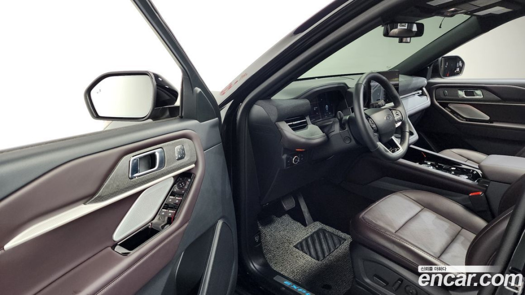 Ford Explorer 2.3 Platinum 4WD, 2025