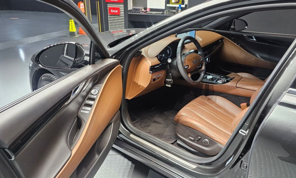 Genesis G80 Gasoline 2.5 Turbo 2WD, 2024