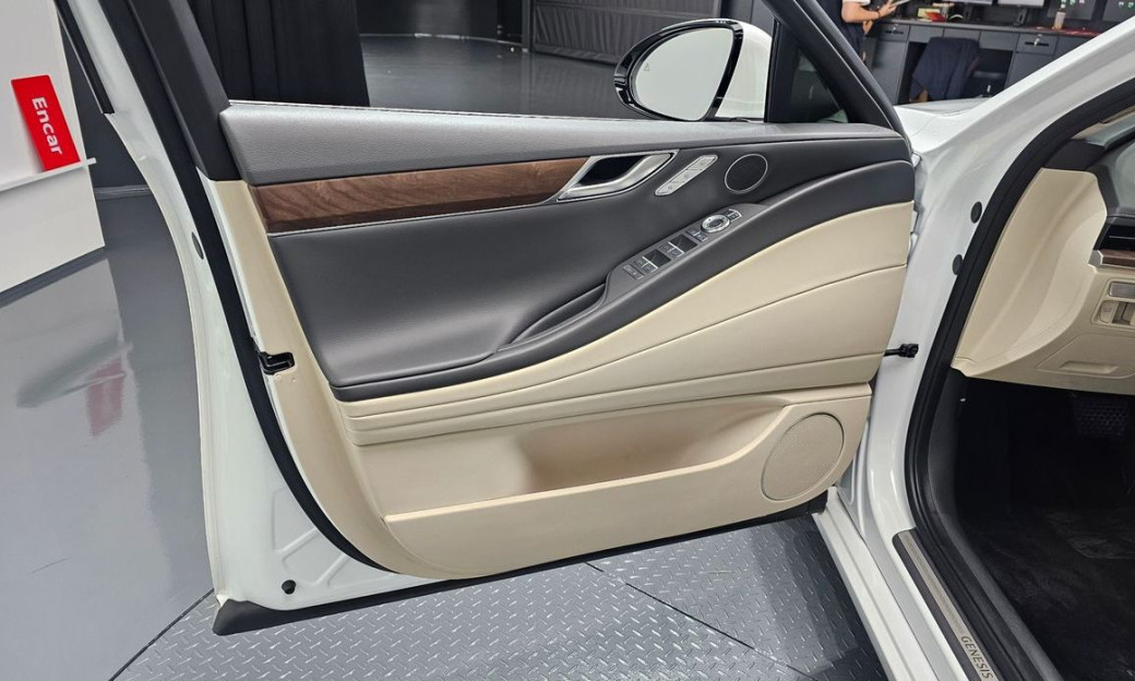 Genesis G80 Gasoline 2.5 Turbo AWD, 2024