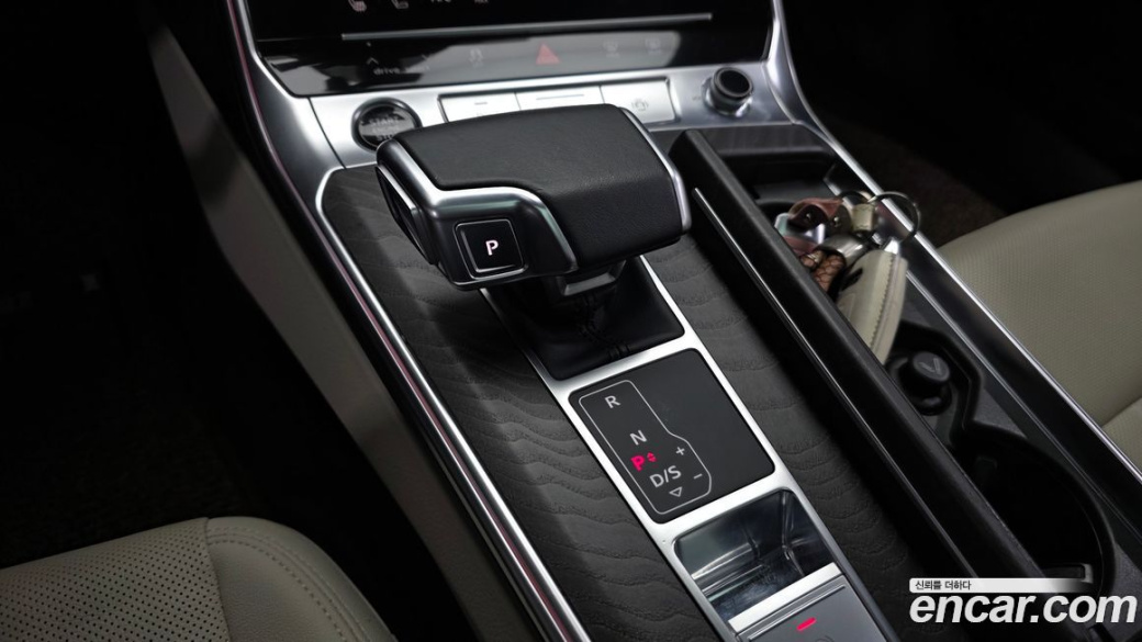 Audi A6 45 TFSI Quattro Premium, 2023