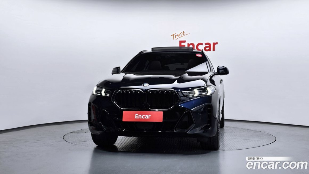 BMW X6 xDrive40i M Sport, 2025