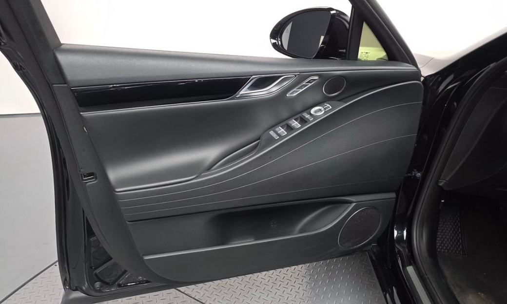 Genesis G80 Gasoline 2.5 Turbo AWD, 2023