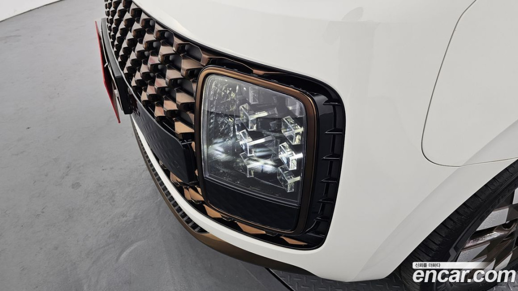 Hyundai Staria 2WD Camping Car, 2024