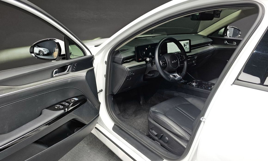 Kia K5 2.0, 2025