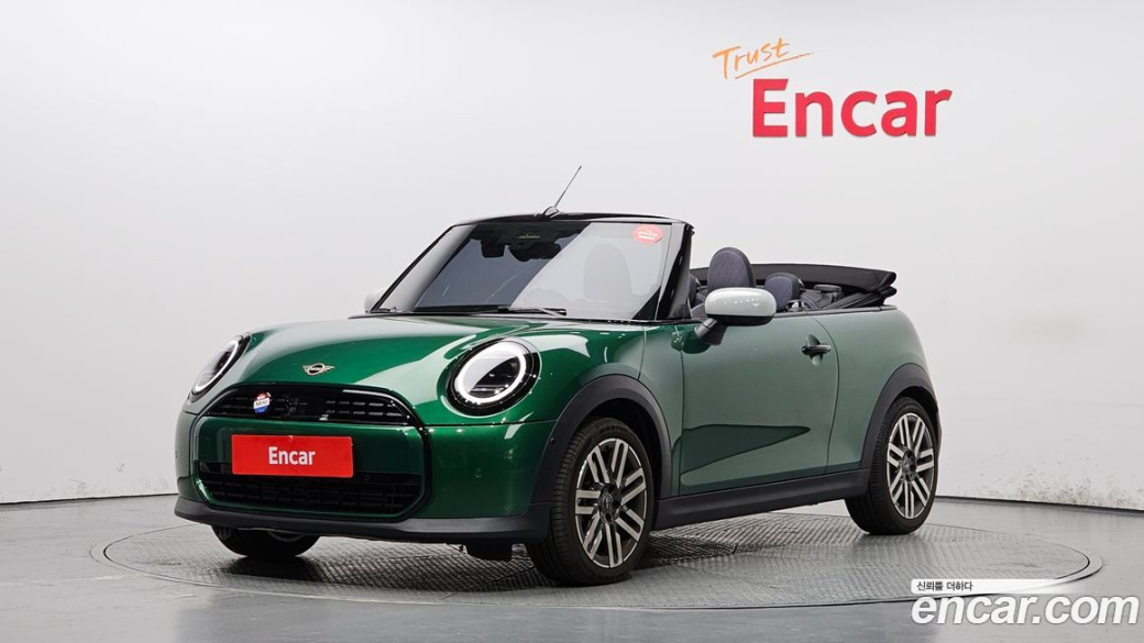 Mini Cooper Convertible Classic, 2025