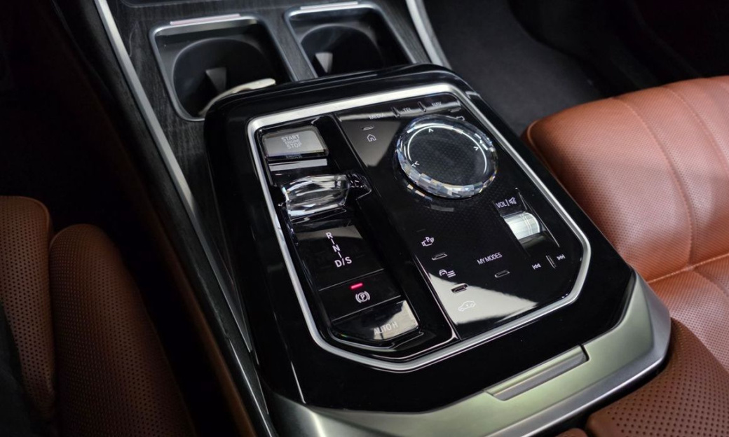 BMW 7-Series 740i xDrive M Sport, 2024