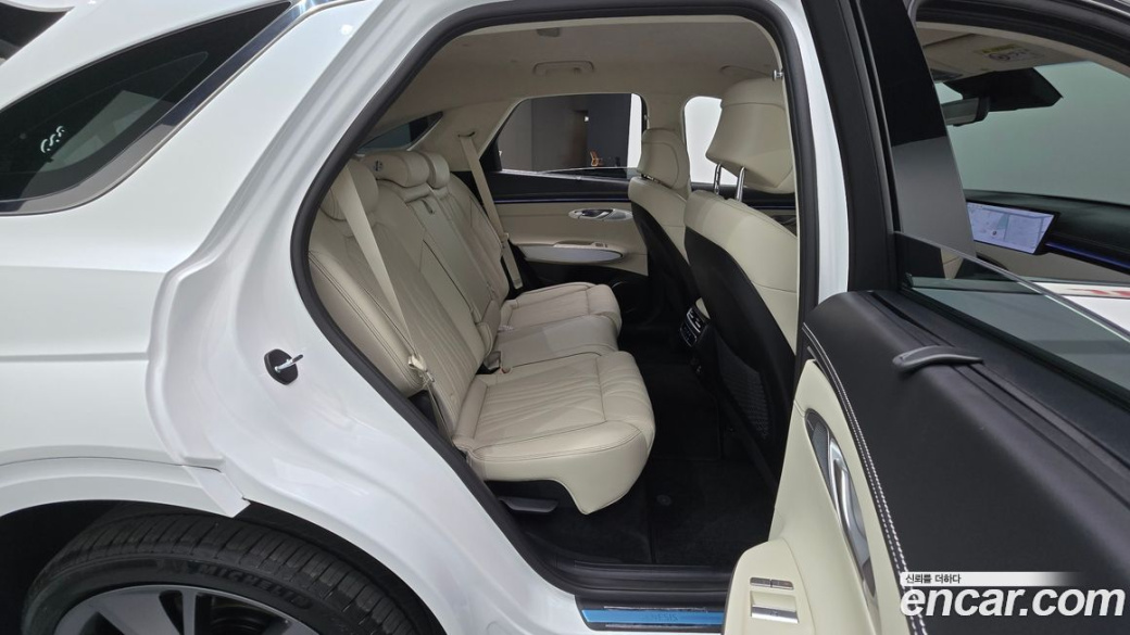 Genesis GV70 2.5T Gasoline AWD, 2025