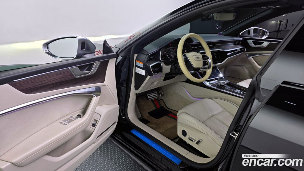 Audi A7 55 TFSI Quattro Premium, 2022