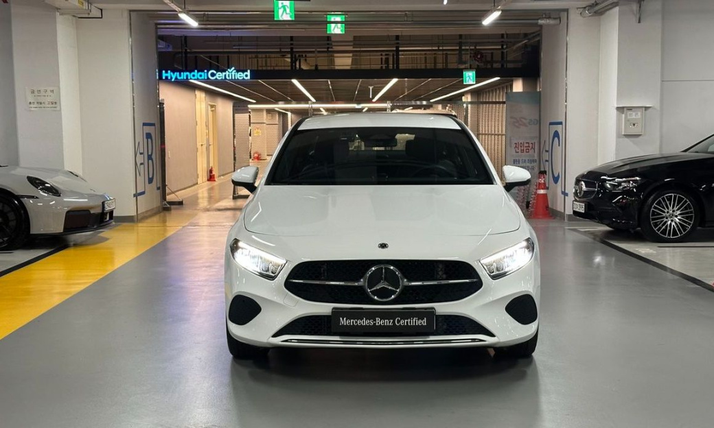 Mercedes-Benz A-Class A220 Sedan, 2026